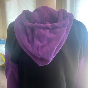 Lakers Sweater l Size M